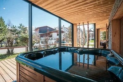 Geräumiges Chalet mit Whirlpool auf der...