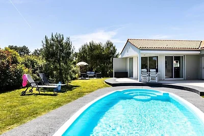 Villa Acacia 6 Personen mit Schwimmbad