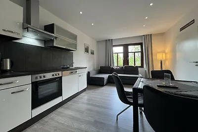 Appartementenhuis historisch treinstation, Dr...