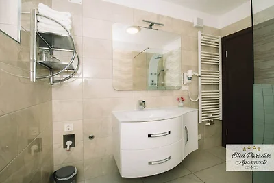 Bled Prestigious and Stylish Apartments - Cla...