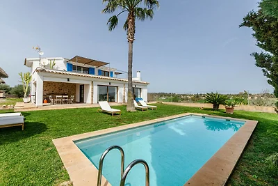 Villa mit Salzwasserpool