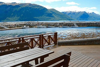 4 Sterne Ferienhaus in EIDSVÅG
