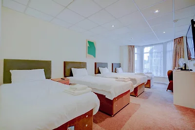 Deluxe Quad Room