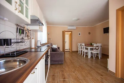 Apartments Slavek - One Bedroom Apartment wit...