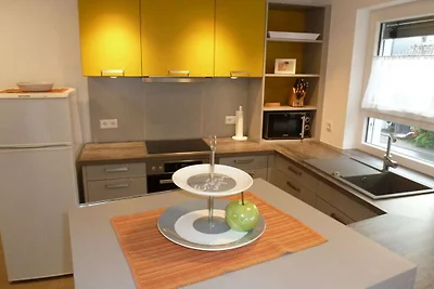 Moderna casa vacanze con giardino