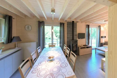 Luxuriöses Chalet mit Sauna im Wald