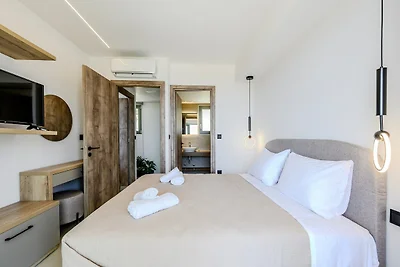 Villa in Mariou mit Pool und Ausblick