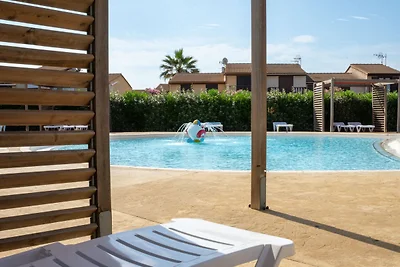 Terraced house in the Domaine Les Tamaris et ...