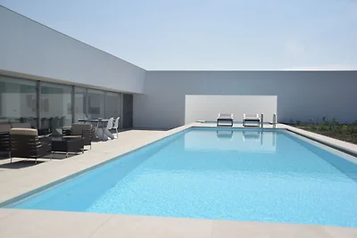 Moderne Villa mit Garten und Pool in Óbidos