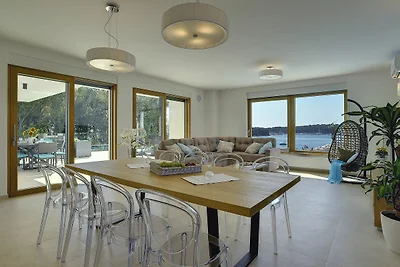 Schöne Villa am Meer