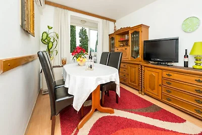 Apartment Nina - One Bedroom Apartment with...