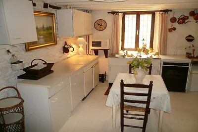 Charmantes Cottage in Engreux am See