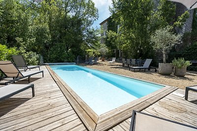 Schönes Ferienhaus mit privatem Pool