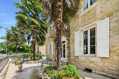 Appartement in Montignac aan de rivier Vézère