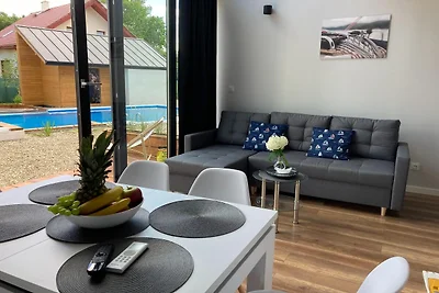 Vakantiehuis in Świnoujście met Zwembad