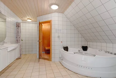 20 Personen Ferienhaus in Nordborg-By Traum