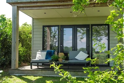 Luxuriöse Wellness-Lodge mit Sauna und Whirlp...