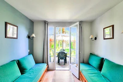 Wohnung in Monflanquin mit Waldblick