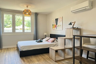 Wohnung in Toulouse mit Garten