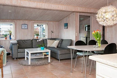 6 Personen Ferienhaus in Hejls
