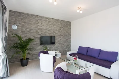 Moderne Ferienwohnung in Seget Donji mit...
