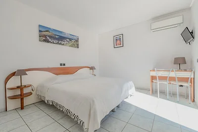 Ferienhaus in Algajola, 100 m vom Strand