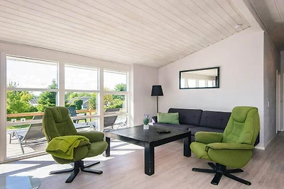 Gerestaureerd zomerhuis in Hejlsminde -- By T...