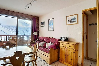 Geräumiges Apartment · Direkter Zugang zur Sk...