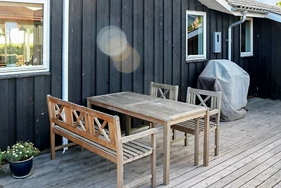 9 persone case ad Hadsund