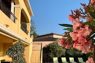 Spaziosa villa a Vidauban con piscina privata