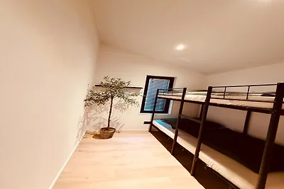 Gemütliche Waldhütte mit Veranda