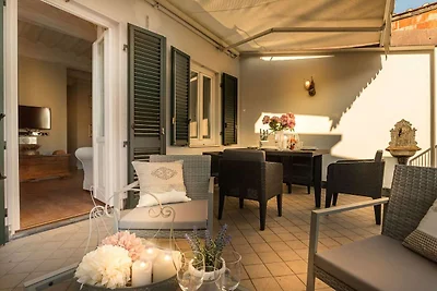 Wohnung in Lucca mit privater Terrasse