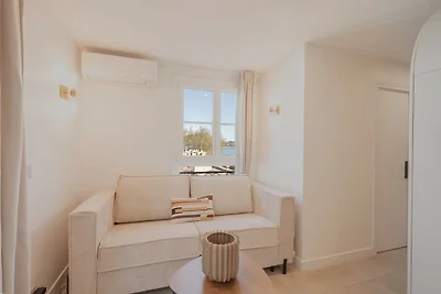 Charmantes 4-Zimmer-Studio mit Meerblick