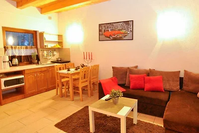 Gemütliches Ferienhaus in Gleznowo in Seenähe