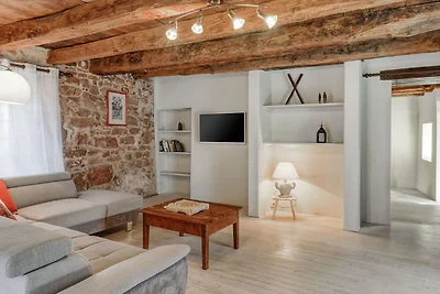 Bella casa vacanze con piscina a Teillots