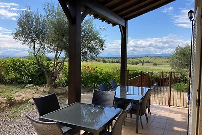 Accogliente villa con piscina