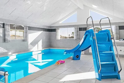Maison de vacances pour 24 a Hasselberg