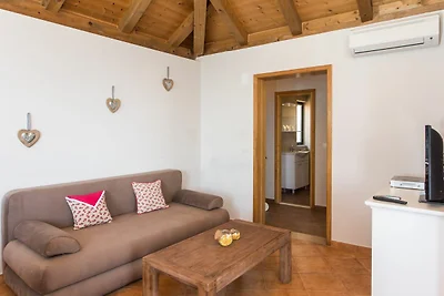 Villa mit 1 Zimmer und Terrasse