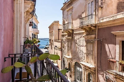 Appartement in Siracusa met balkon