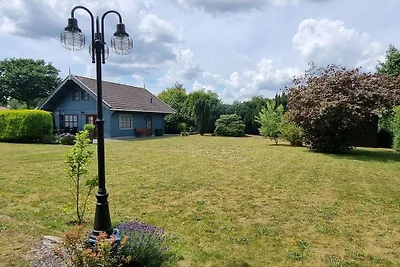 Ferienhaus in Rohel mit Schwimmbecken