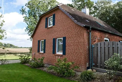 Ferienhaus in Loit mit Schwimmbecken