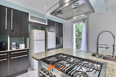 Haus bei Tours mit großem Garten