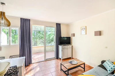 Wohnung in Frankreich mit beheiztem Pool