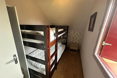 Haus mit 5 Schlafzimmern und 2 Bädern