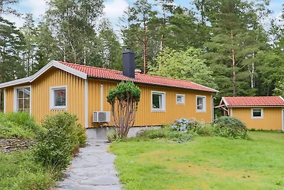 4 personas casa en Fjärås-By Traum