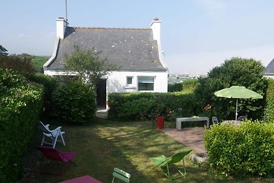 Ferienhaus mit Privatgarten und Meerblick obe...