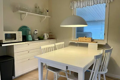 8 Personen Ferienhaus in YNGSJÖ, SVERIGE-By...