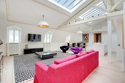 Designer-Loft – Rue Faubourg St Honoré –...