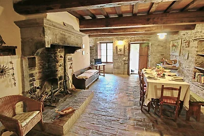 Apartment in Apecchio with swimming pool