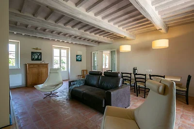 Plüsch-Ferienhaus in Cortona mit Jacuzzi